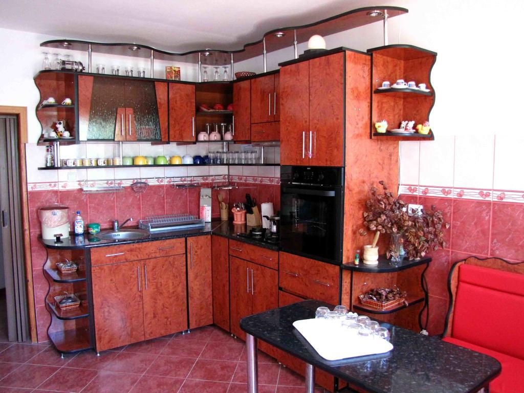 Отель Casa Oana Сулина Экстерьер фото